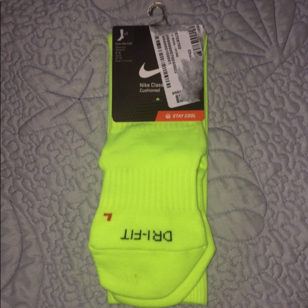 neon green NIKE soccer socks✅